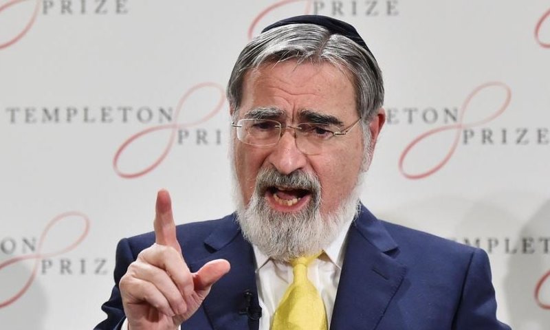 מבזקס לפסח: צפו בדבר תורה קצר ברוח הרב זקס