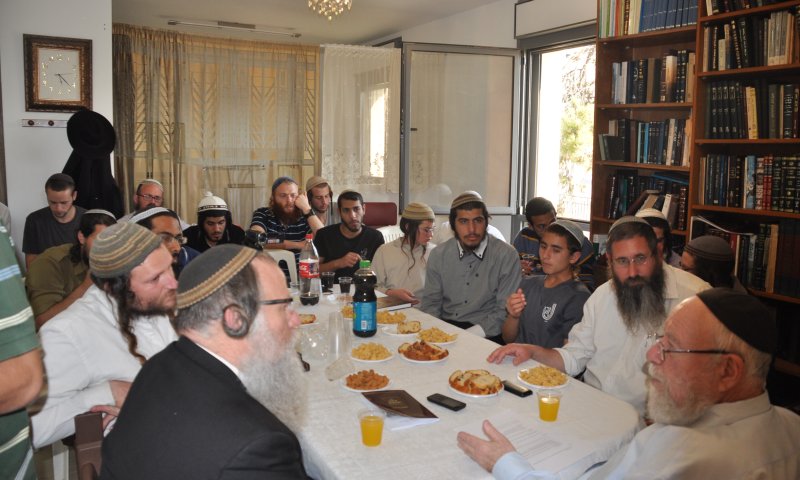 הדרך המיוחדת של ישיבת ההסדר לסיים את "הזמן"