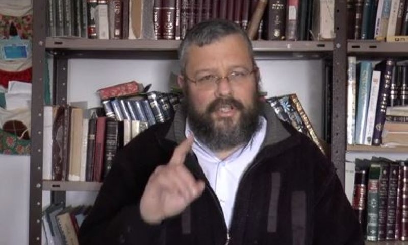 פרשת ויקהל: רצון חופשי או אוסף של דקדוקי הלכות?