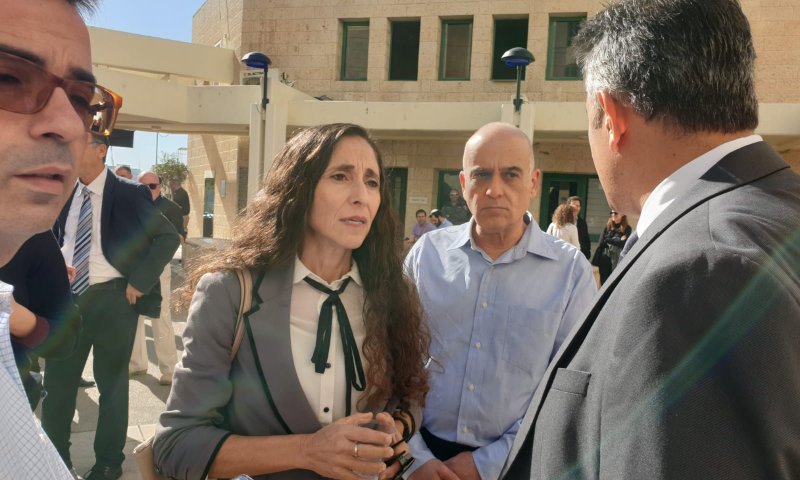 צפו: אורלי בן ארי מקבלת את ההודעה שמינויה הוקפא