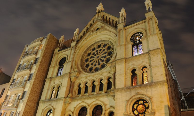 הערכה בארה"ב: בתי הכנסת לא יפתחו לפני החגים