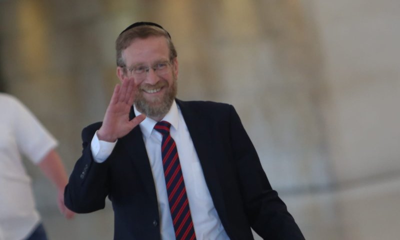 אחרי הכוויה באלעד: בש"ס מקדמים את חוק פינדרוס