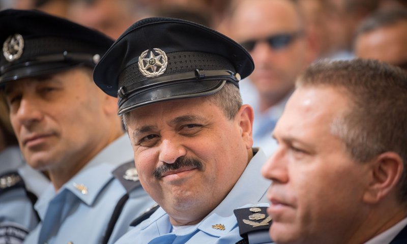 המשטרה פרצה לטלפונים בלי אישור גם בתיקי נתניהו