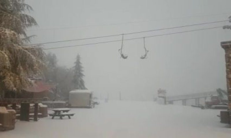 החורף עוד פה: גשם ללא הפסקה; השלג קופץ לביקור