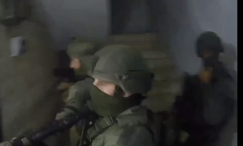 תיעוד משועפט: לוחמי ימ"ס עוצרים את המחבלים. צפו