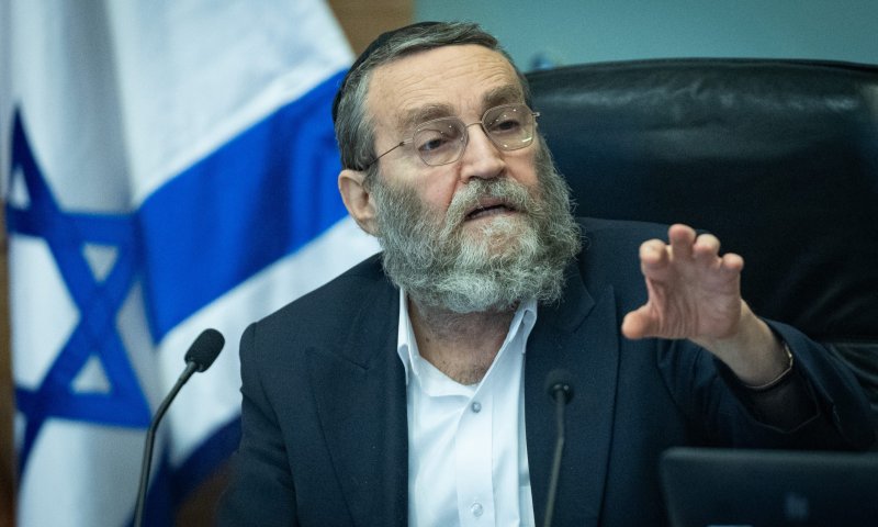 גפני לראשי ש״ס: "תפתחו מוסדות לבנות שלכם. לא אצלנו״