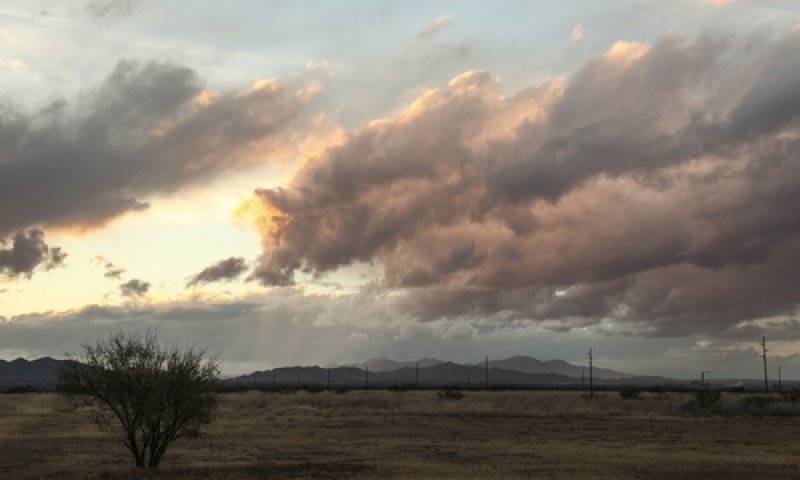 ירידה בטמפ'; מעונן וסיכוי לגשם: תחזית מזג אוויר