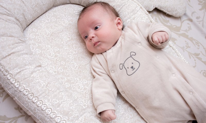 עזרו עכשיו לתינוקת: מי יקרא לה שם בבית הכנסת?