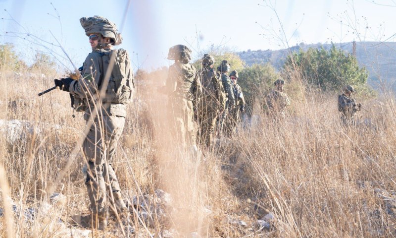 גולני, גבעתי, נח"ל, כפיר וצנחנים: צה"ל כותש בדרום ובצפון