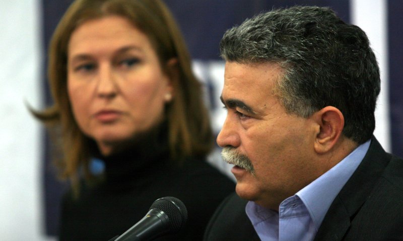 עמיר פרץ הודיע כי החליט להתפטר מהממשלה