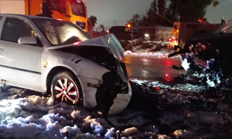 שלושה לכודים בתאונת דרכים חזיתית בגוש עציון