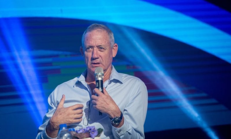 ועדת מתיישבי קטיף: "גנץ מצטרף למנהיגים ההזויים"