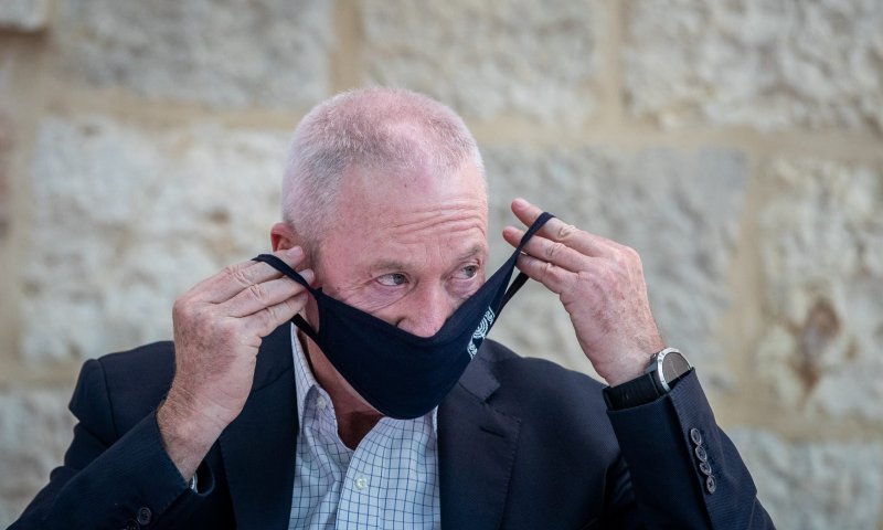 גלנט לגנץ: "גלה אחריות ואשר תקציב חד שנתי"