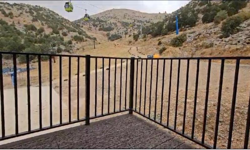 צפו בתיעוד נדיר: גשם בחרמון באמצע הקיץ