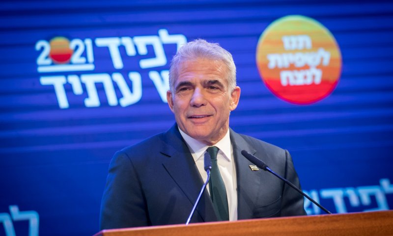 לפיד: זו הממשלה שהייתי מקים גם עם 40 מנדטים