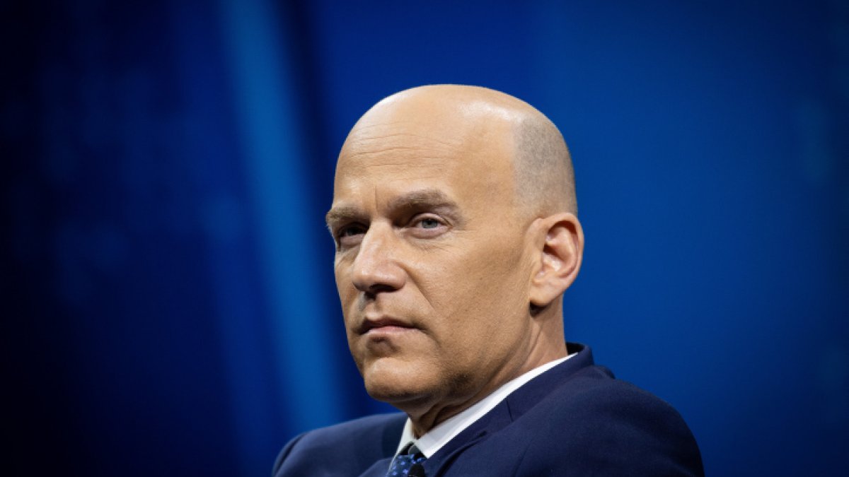 גיא פלג בתגובה ראשונה לתלונה נגדו במשטרה - סרוגים