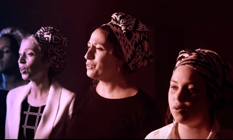 צפו: נשות בנימין במחווה ללהיט של חנן בן ארי