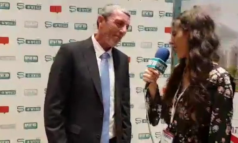 מפתיע: איזה מוזיקה אוהב לשמוע הרב רפי פרץ? צפו