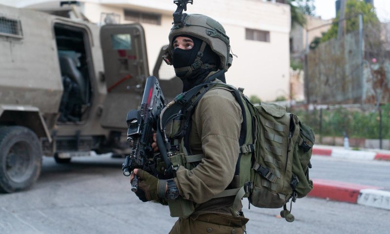 גנץ הנחה: 1,000 לוחמים יופנו לסיוע למשטרה