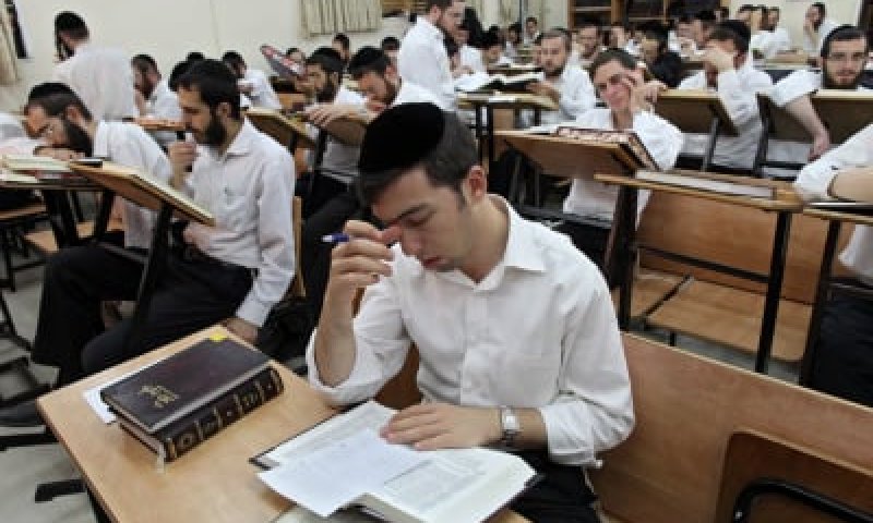 נאמני תורה ועבודה: אין בסיס הלכתי ל"חוק האברכים"