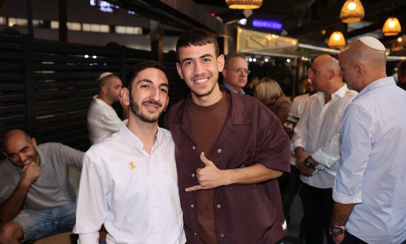 מרגש: משרד היח"צ הגדול חגג אירוע הכנסת ספר תורה