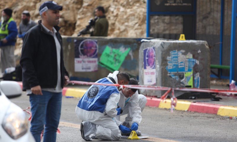 ירד מהרכב ופתח בירי: כך בוצע הפיגוע בגבעת אסף