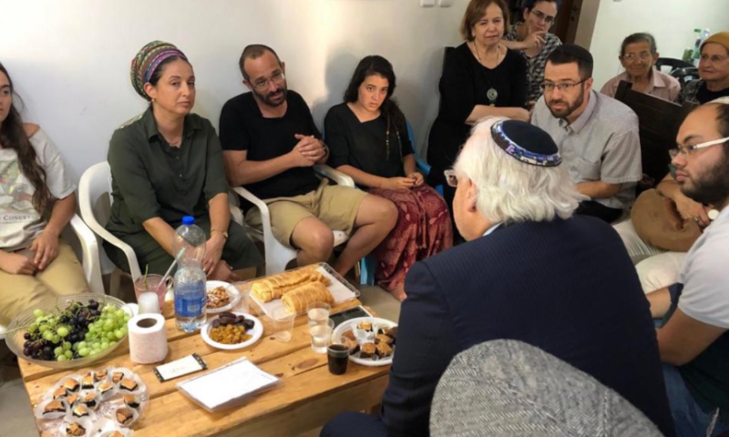 משבעה לשבעה: שגריר ארה"ב בבית משפחת שורק