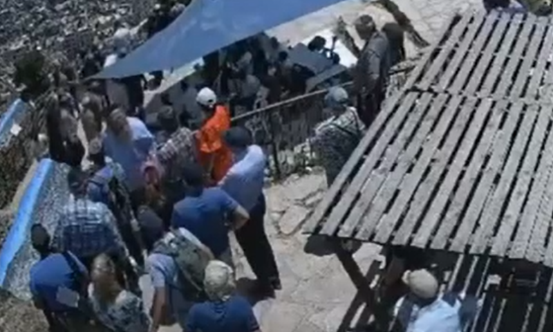 רוקד ונופל: תיעוד פיגוע הירי בהר ברכה