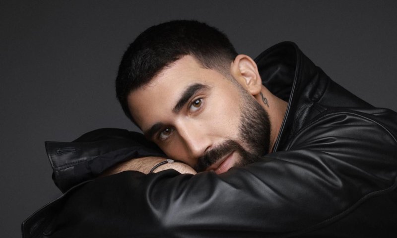 רגע לפני מופע שלישי במנורה: בן צור מוציא מיני אלבום חדש