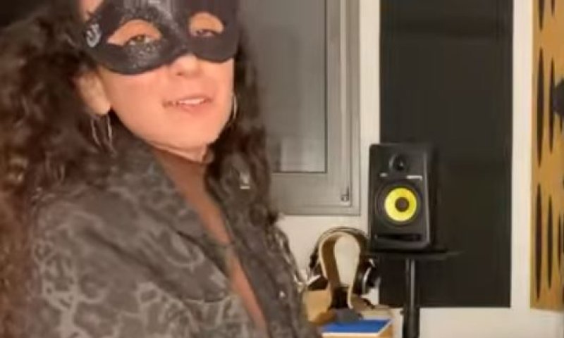 צפו: האתגר של יובל דיין לגולשים לכבוד פורים