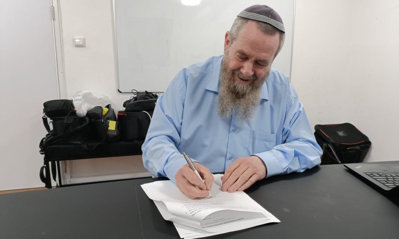 לפיד על אבי מעוז: "נבנית פה ממשלת טרלול על מלא"