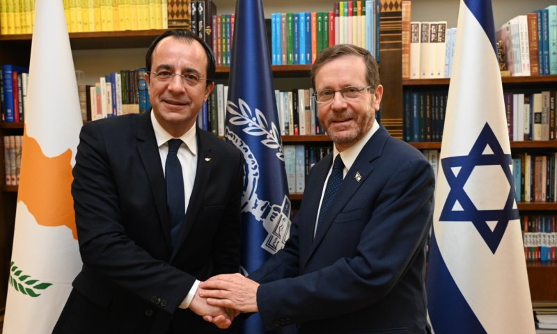 הרצוג לנשיא קפריסין: "סמל לתמיכה ולסולידריות"