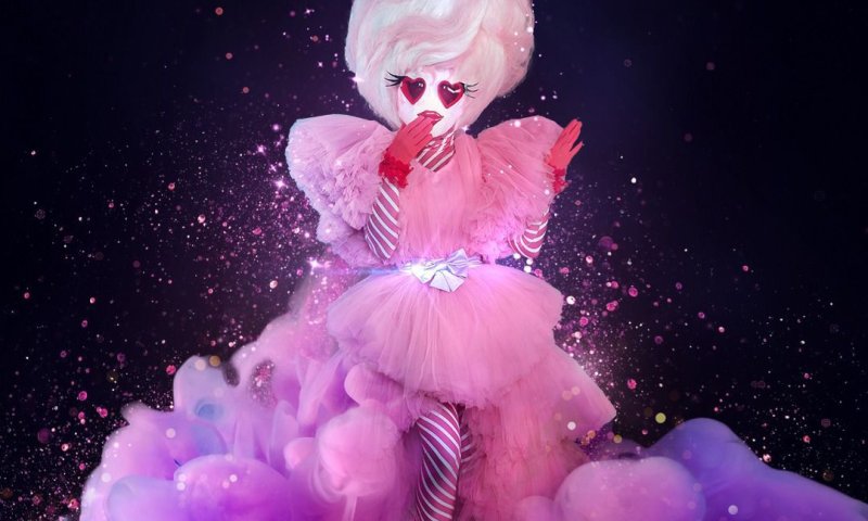 מלחמת ענקיות: הזמר במסכה ניצחה את הישרדות