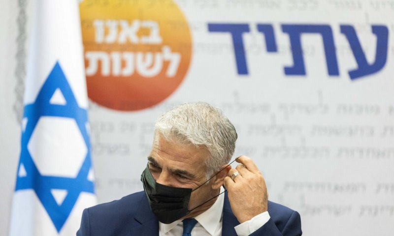 התשובה המגוחכת של לפיד על משבר הדיור