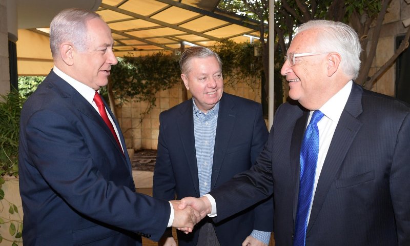 נתניהו נפגש עם הסנאטור האמריקני לינדזי גראהם