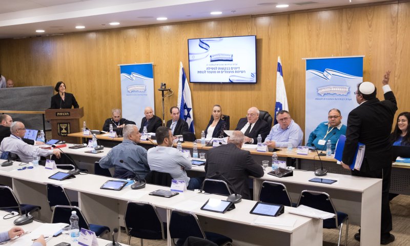 אושרה מועמדות המפלגות הערביות, עופר כסיף נפסל