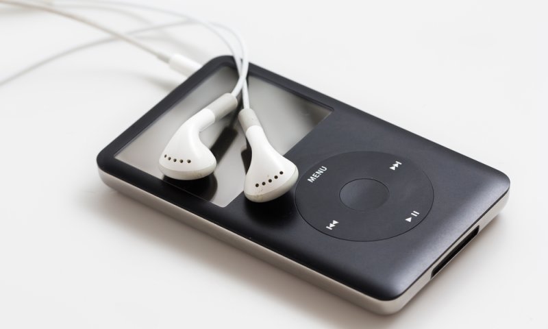 תם עידן: אפל מפסיקה למכור את מכשירי האייפוד