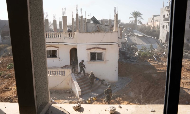 חאן יונס בוערת: אש לוחמי הקומנדו איננה פוסקת