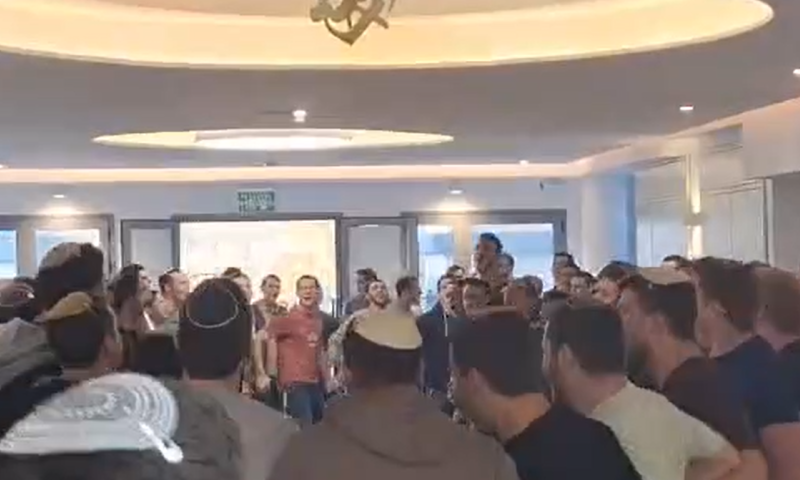 בשירה וריקודים: ישיבת קרית שמונה נפתחה מחדש