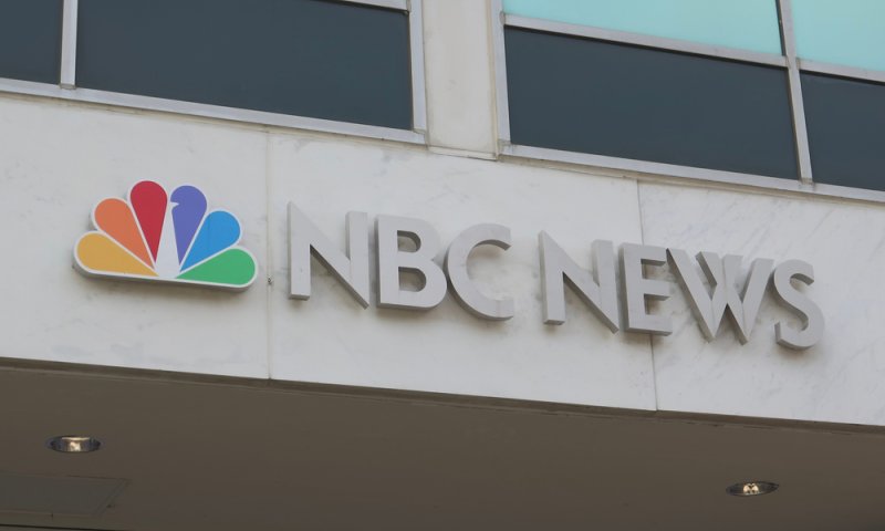 הלחץ עבד: בוטלה העסקת המגישה הרפובליקנית