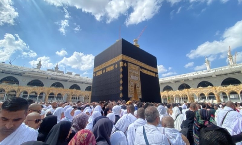 העיתונאי הלהט"ב הודיע: "התאסלמתי"