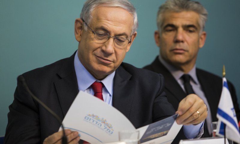 כמה מנדטים קיבל לפיד בסקר פנימי של הליכוד?