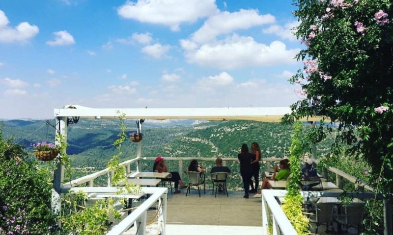 חגיגת בשרים בהרי יהודה| ביקורת מסעדות