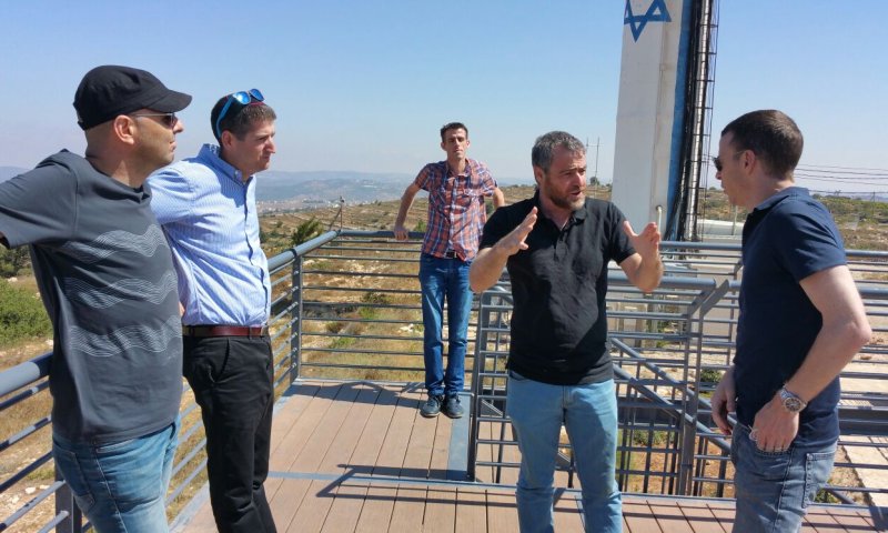 אלדד יניב שבר את החרם על ההתנחלויות