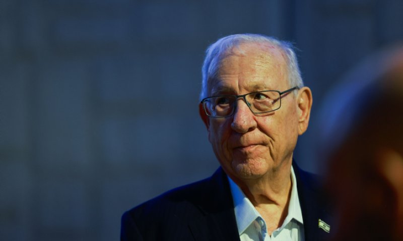 הנשיא לשעבר מזהיר: "אנחנו לא ביחד, איך ננצח?"