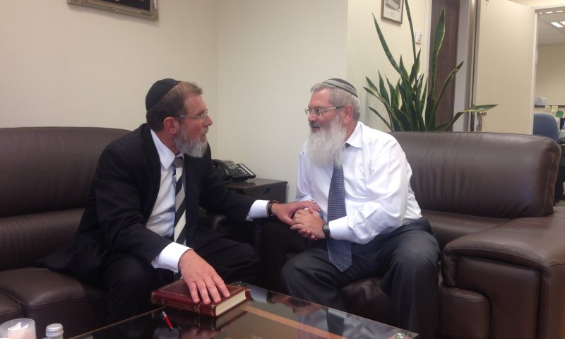 הרב החדש של נתניה: אפעל גם בקרב החילונים