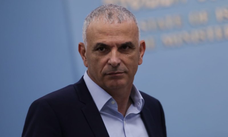 כחלון נגד משרד הבריאות: מטרפדים החלטות ממשלה