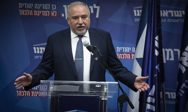 ליברמן יתמודד לראשות הממשלה: "היחיד שיכול מול נתניהו"