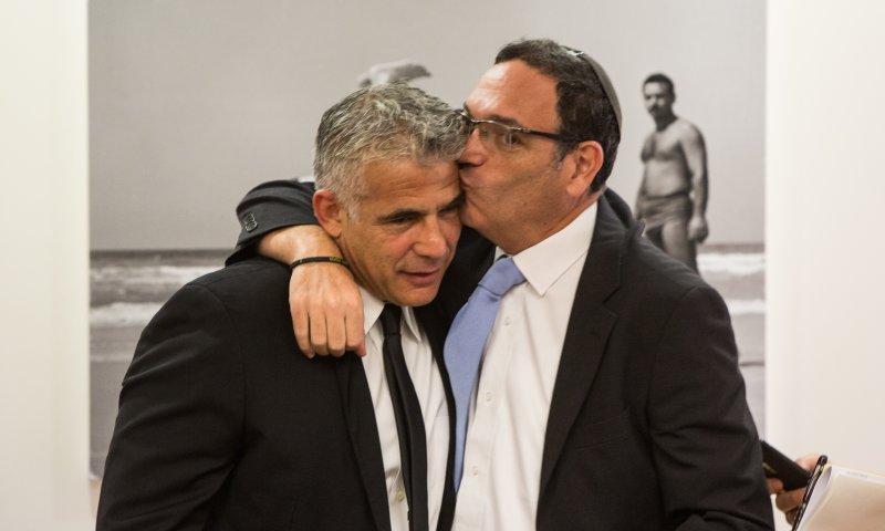 'יש לנו סולם ערכים שונה מלפיד ומצביעיו השבעים'