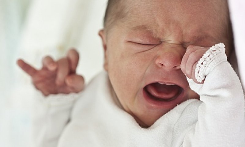 חרדי חשוד בהכאת בת חצי שנה "כי בכתה"